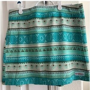Ripskirt hawaii size small, beautiful turquoise colors.   blue